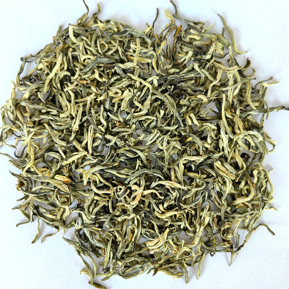 100 grams packed Jasmine Snow Needle