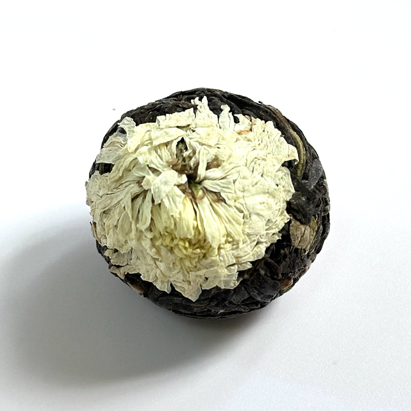 White Chrysanthemum Flower Sheng Puerh Tea Ball